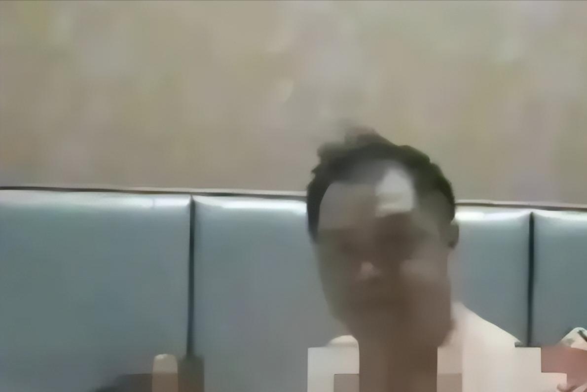 院长给网红治疗痔疮是哪个主播,医院院长给网红治痔疮