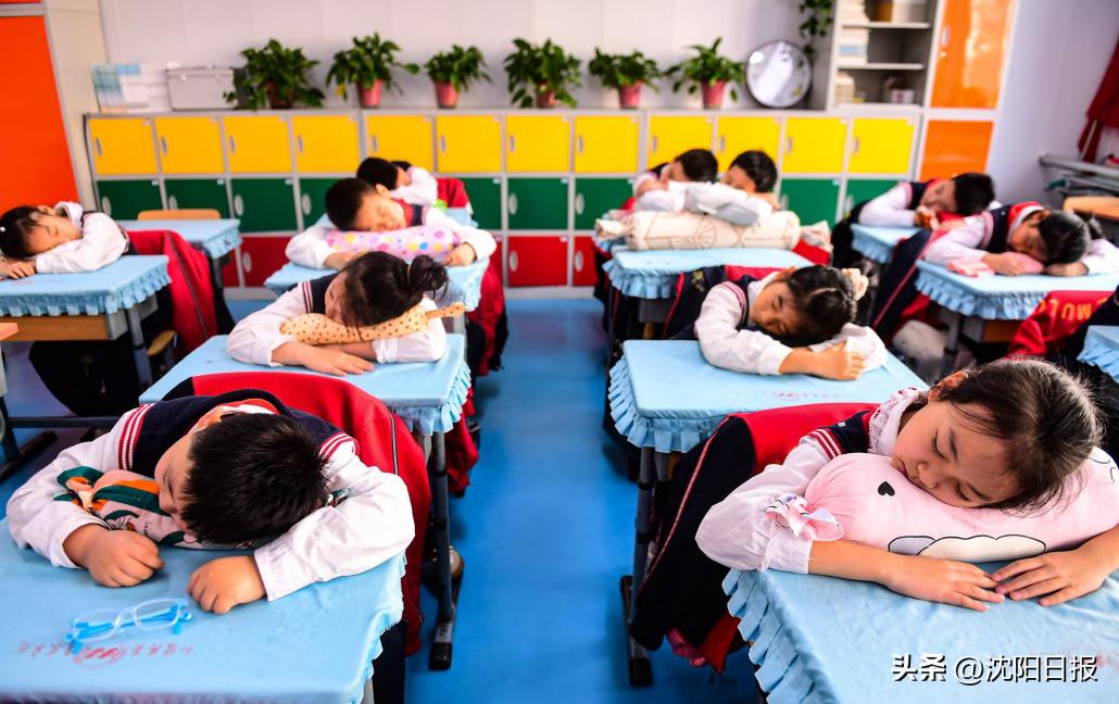 睡眠操小学,睡眠操手指操