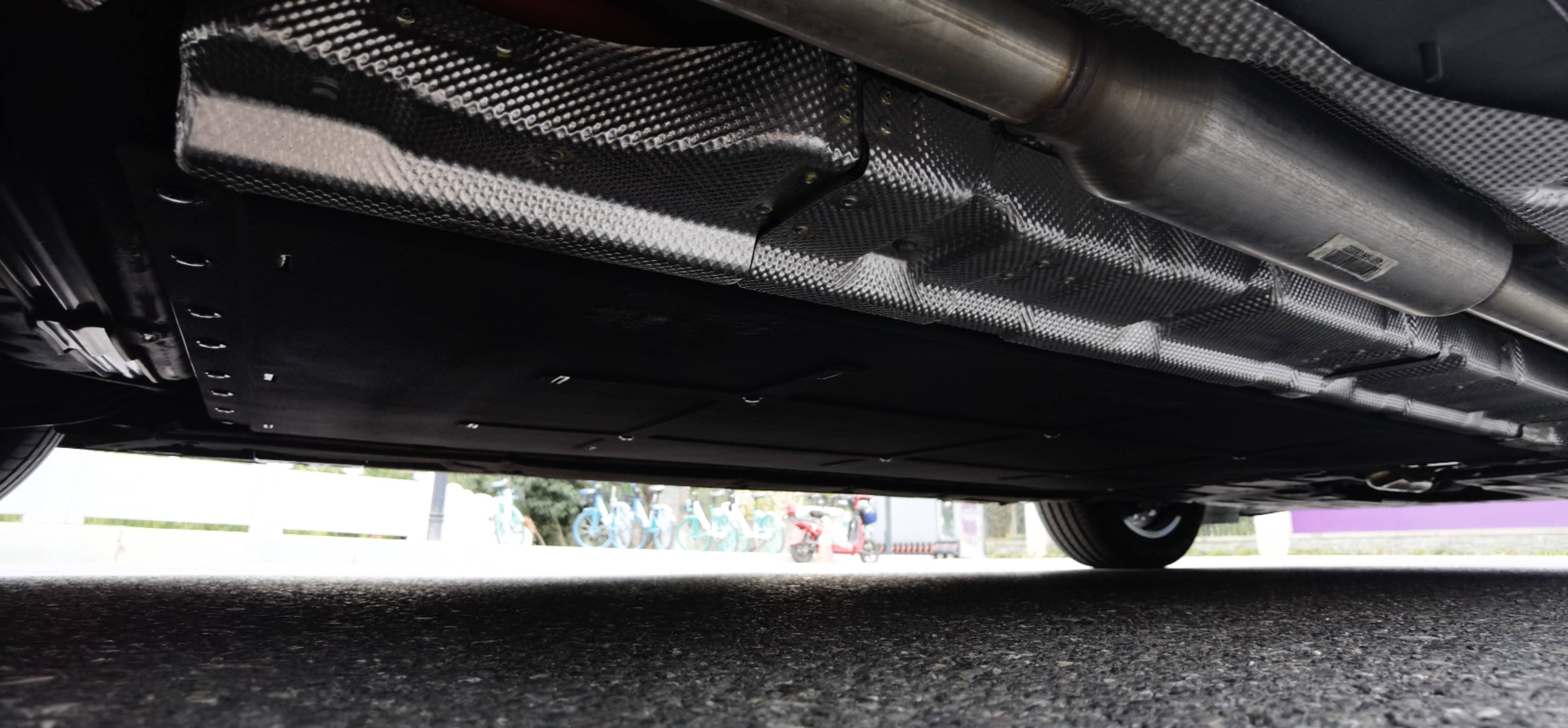 腾势d9最新试驾,腾势d9如何定义豪华全能mpv