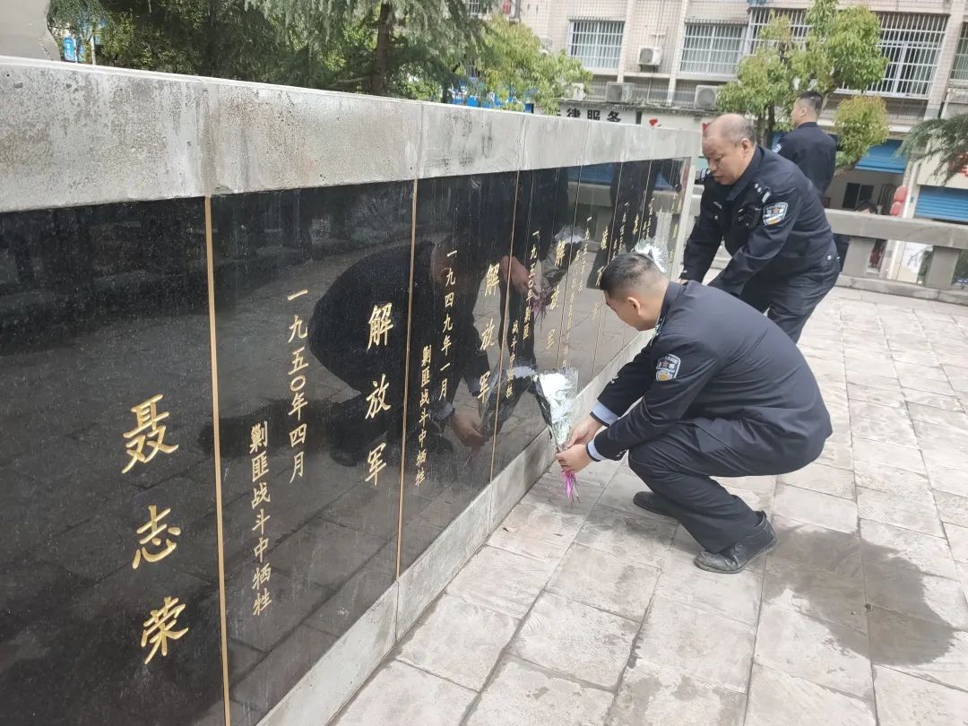 清明祭英烈网络祭扫,清明云端祭英烈线上致敬英烈活动