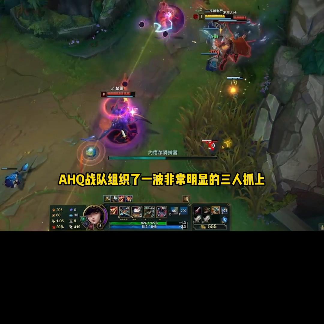 edguzi第三局拿vn现场反应,抽到uzi签名卡