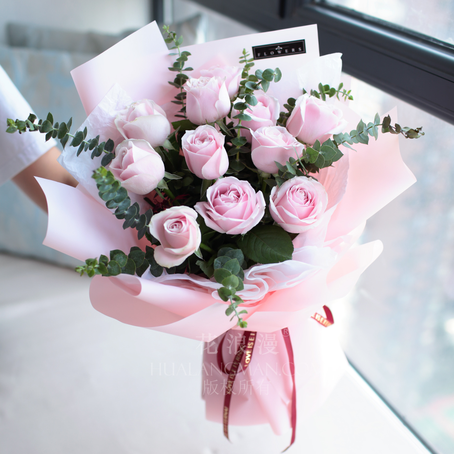 情人节送红玫瑰还是粉玫瑰,情人节送白玫瑰和红玫瑰区别