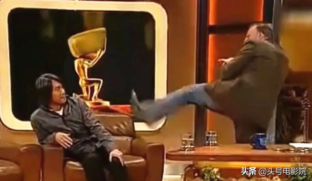 周星驰爱国么,周星驰爱国言论