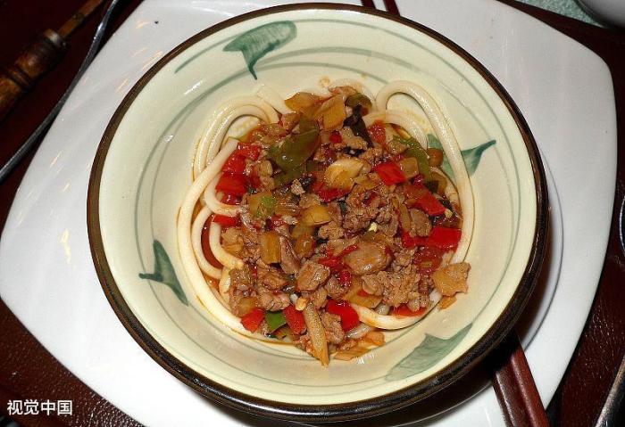 新疆的美食去哪里吃最全,出去以后必须吃的新疆美食