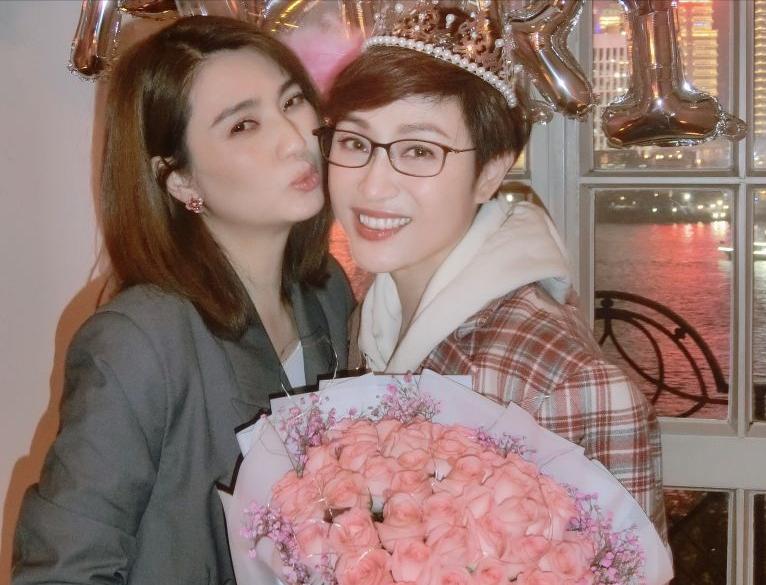 15位惊艳了时光的女港星,陪伴我们长大的12位女港星