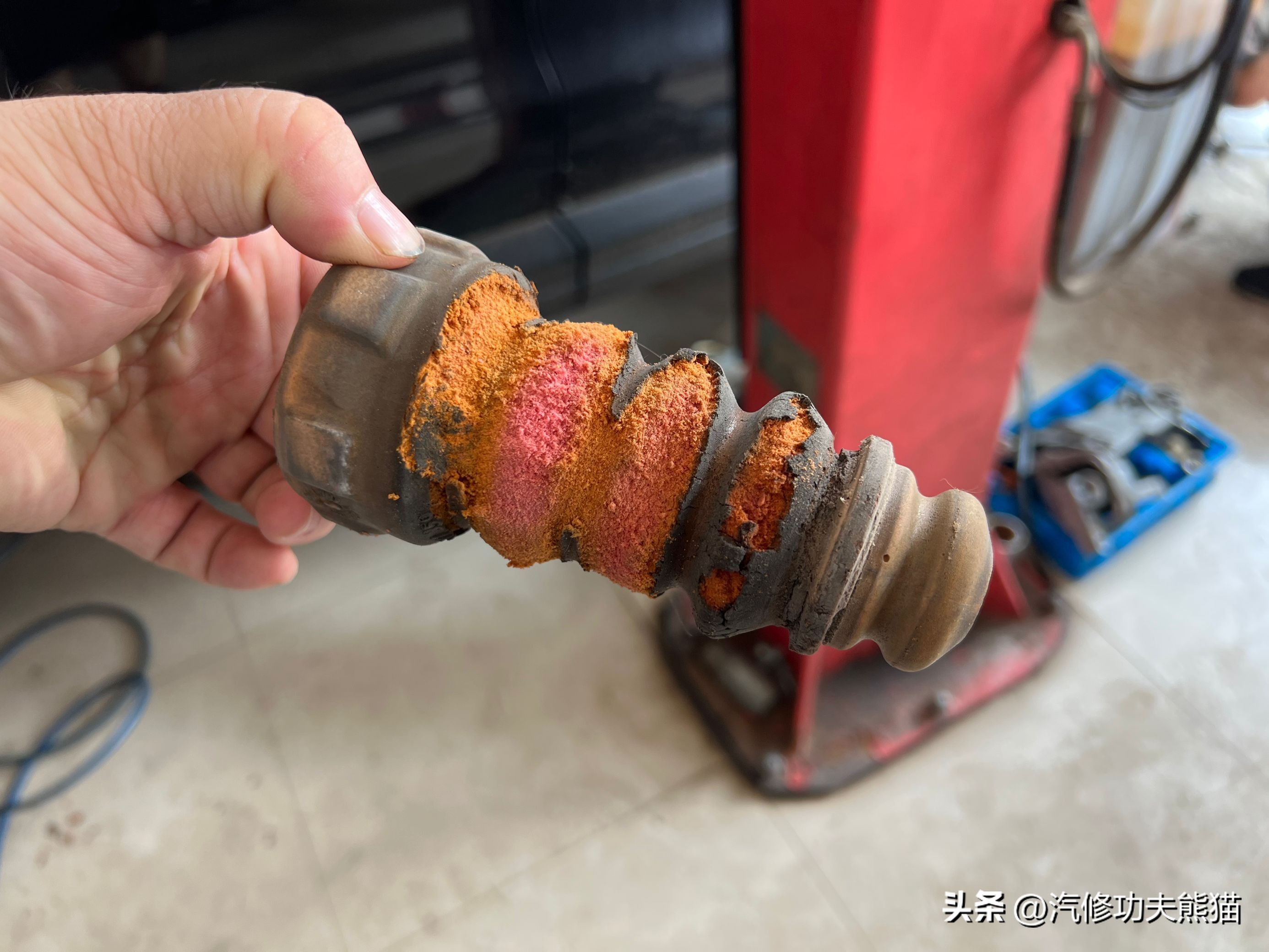 大众途观l2.0t2022保养复位,途观l2017款380tsi四驱豪华版保养