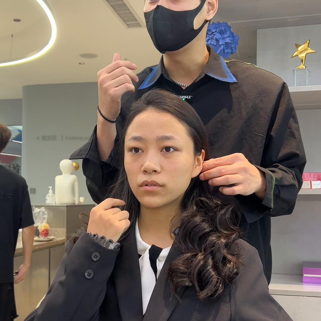 减龄发型,减龄发型扎法