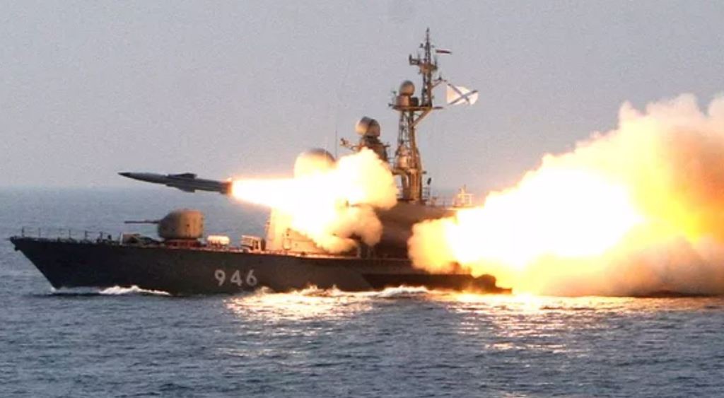 俄向乌发射四枚巡航导弹视频,俄向基辅发射导弹