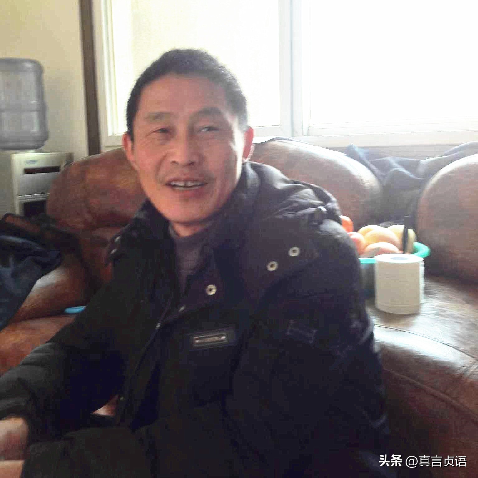 石清华原创丨套装纸板箱（随笔）