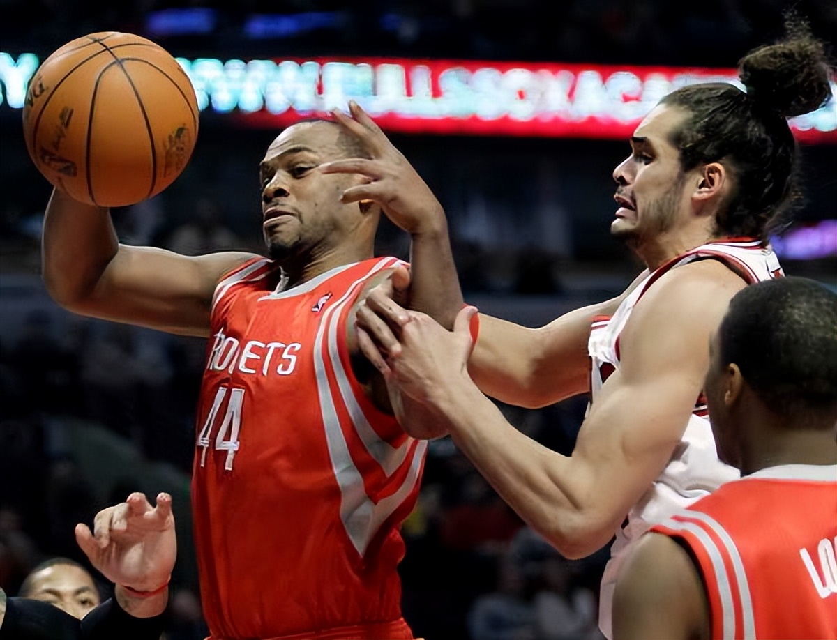 海耶斯身高多少火箭队,火箭海耶斯抢篮板