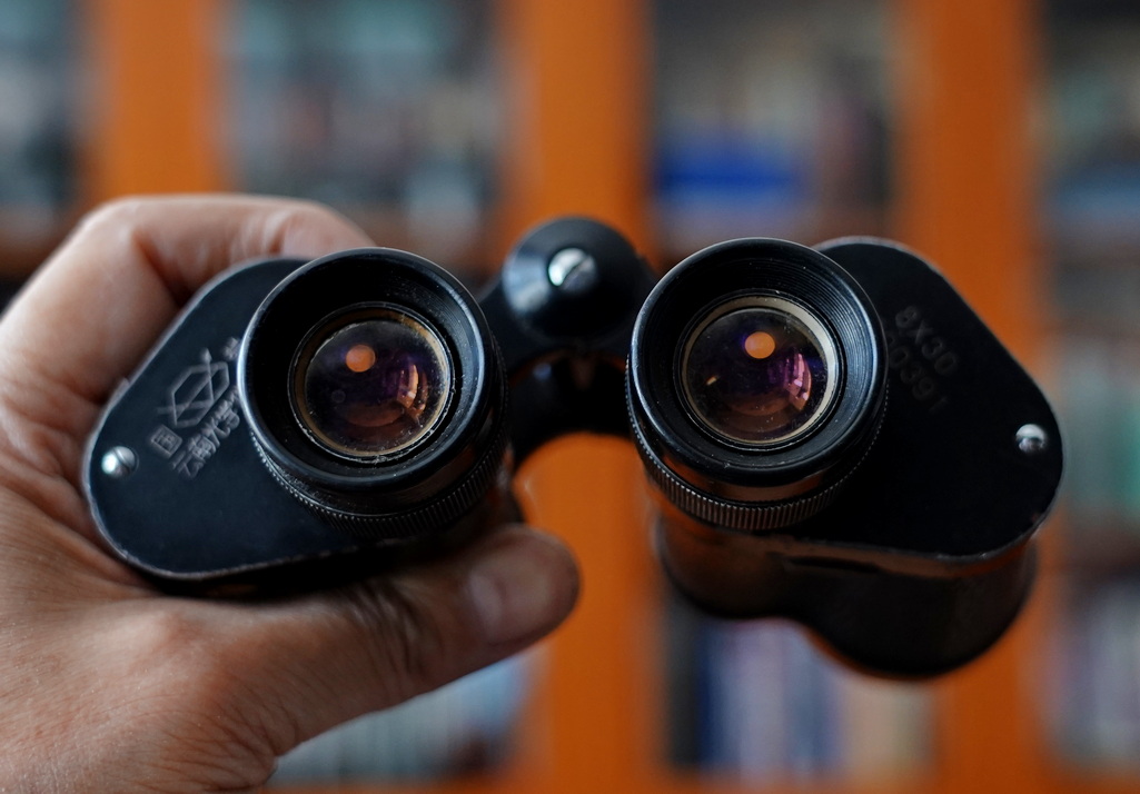 战争时期的老式军用望远镜,战争年代的18倍望远镜