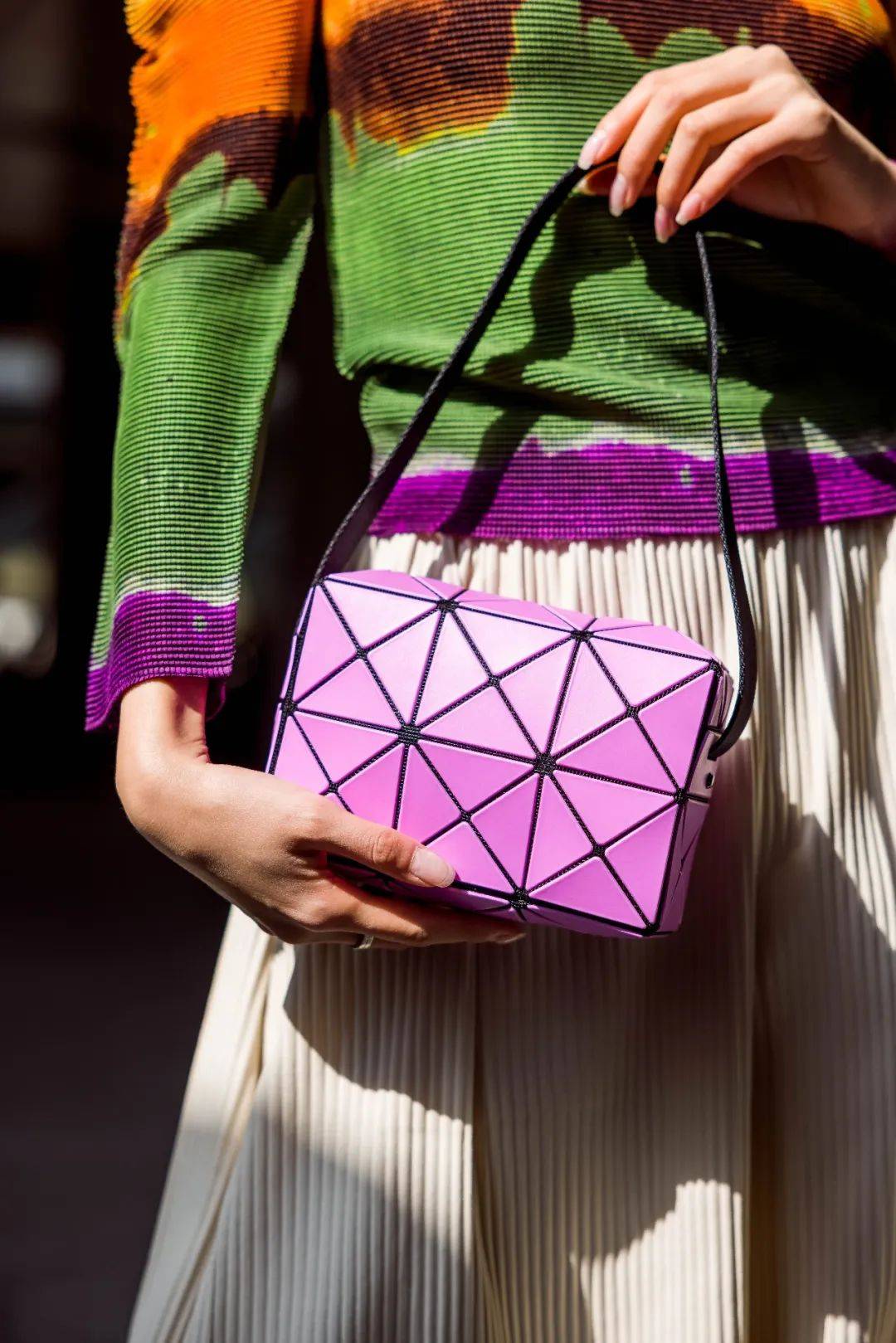 2023三宅一生包包哪款值得买,三宅一生水桶包2021