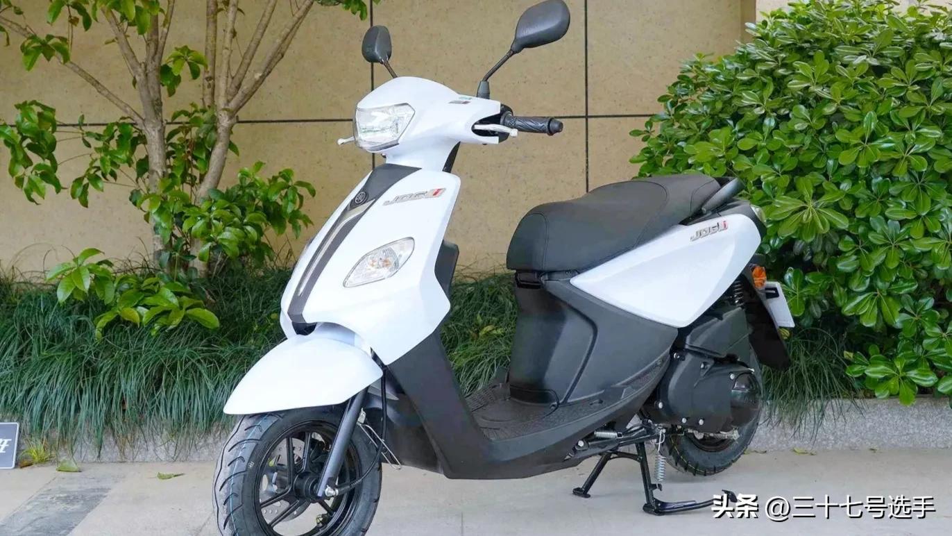 豪爵一万以下125踏板车,1万至2万左右公认最好125踏板车