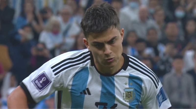 这也行？奇葩：有阿根廷球员剪走1件非常特殊的决赛纪念品