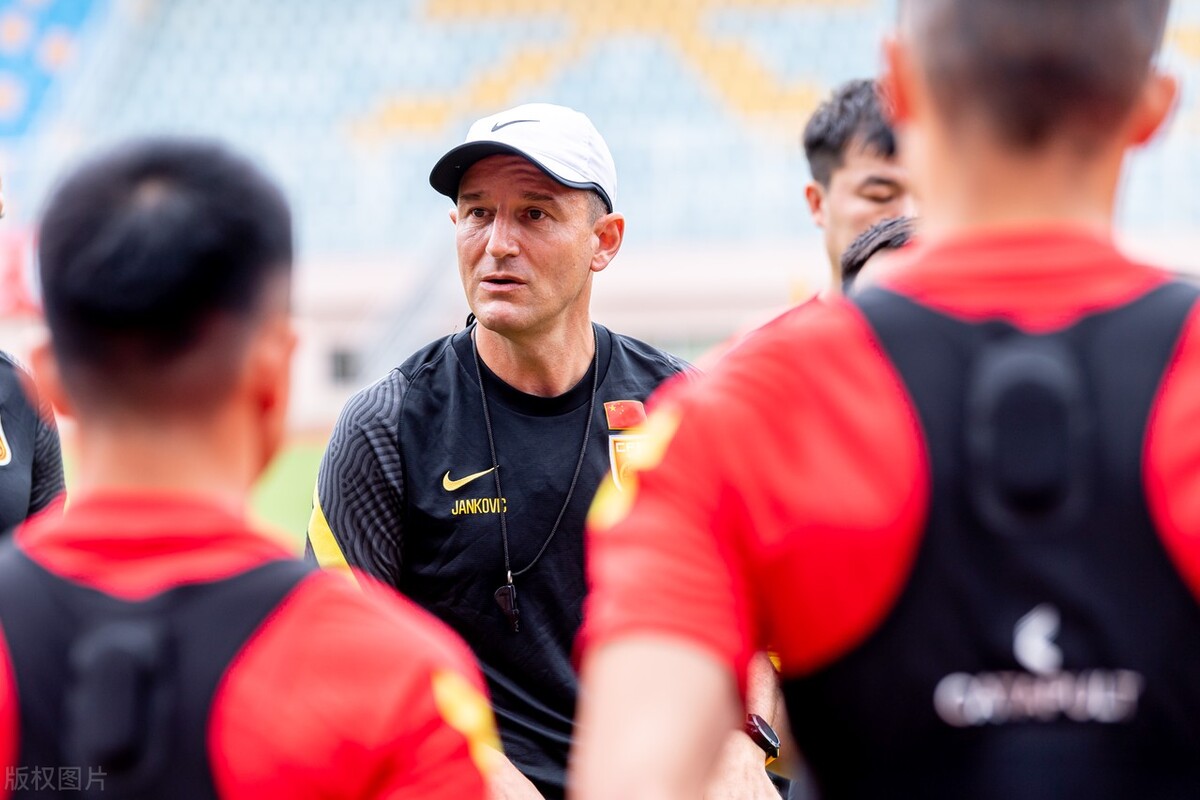 扬科维奇对归化的态度,扬科维奇征召武磊了吗