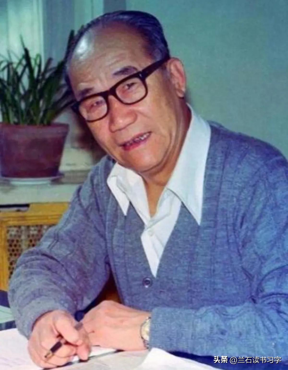 师胜杰拜师侯宝林时多大岁数,侯宝林收师胜杰哪一年