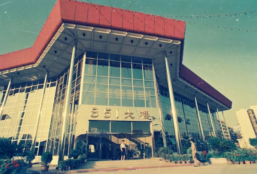 被国人嫌弃!吃老本上瘾的中国“小网站”,凭啥赚走老外36亿?