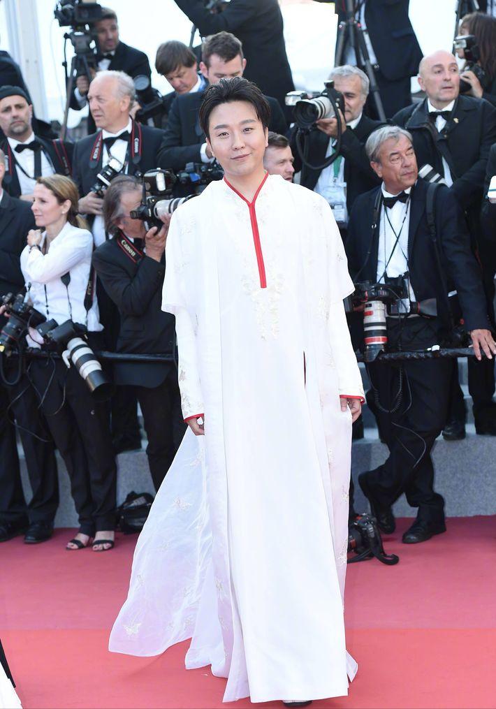 李玉刚经历过哪些事,李玉刚经历了什么