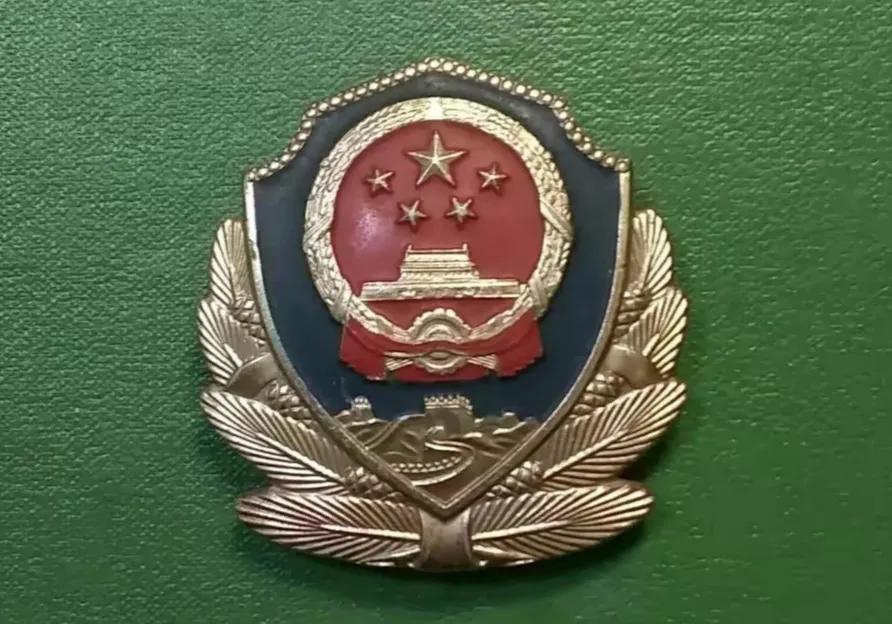 八一帽徽演变史,领章帽徽演变史