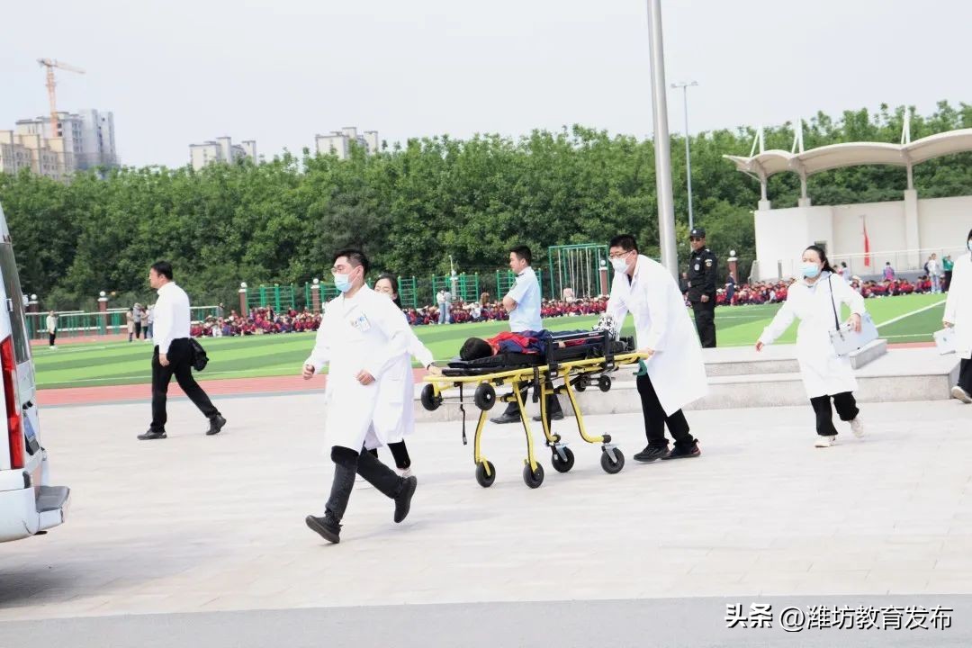 潍坊校园新闻播报,新闻周播报完整版