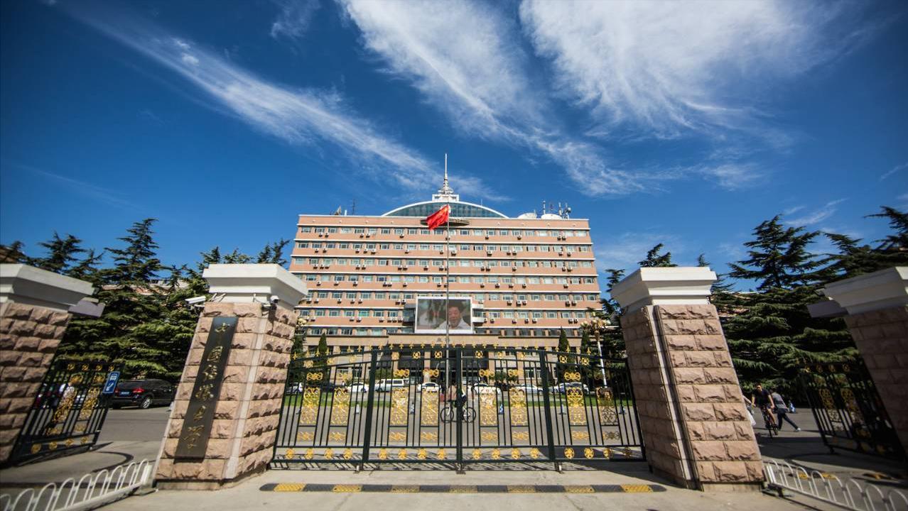 中国传媒大学2012级播音主持,报考中国传媒大学播音主持的条件