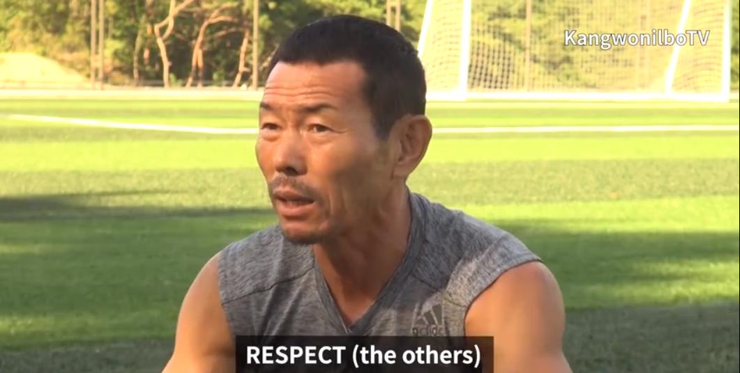 孙兴慜父亲谈孙兴慜获得英超金靴,孙兴慜对父亲评价