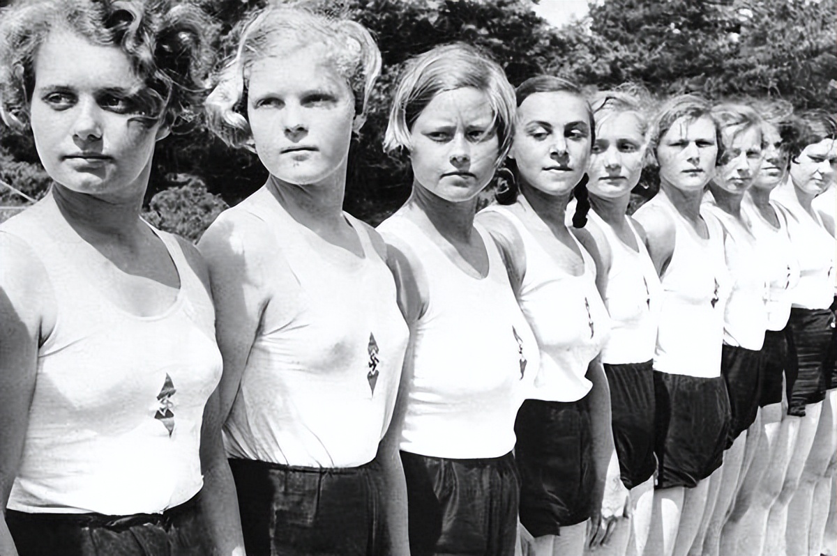 伊尔玛被斩首,伊尔玛格蕾泽被判处绞刑