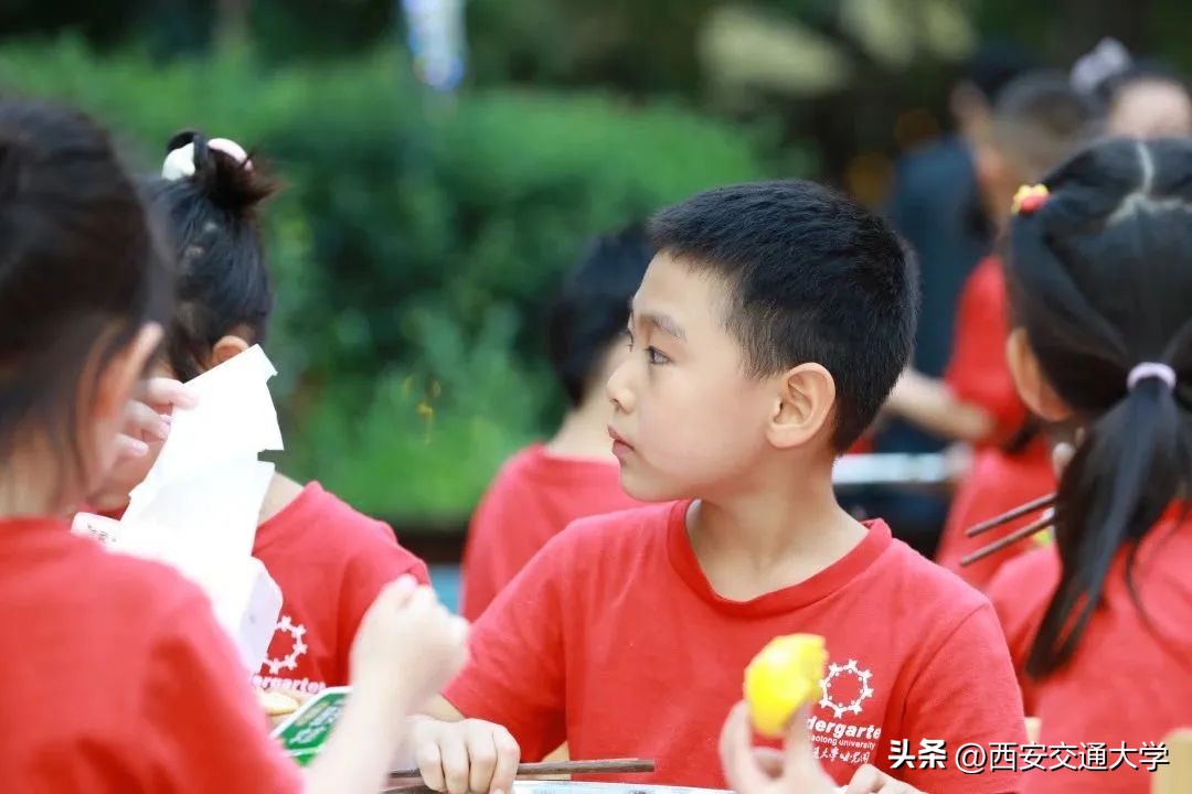 星空寻梦，共赴未来！走进西安交大幼儿园第七届“勇敢者之夜”