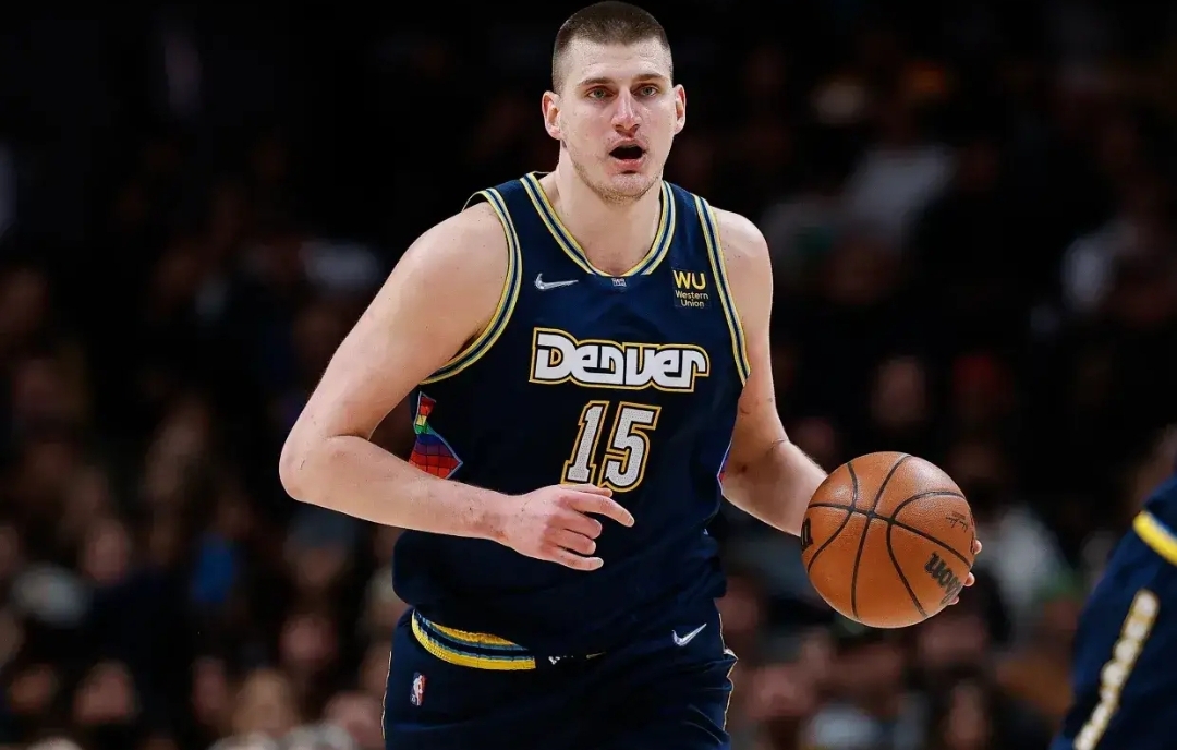 美媒评价库里历史排名,美媒评价历史最强首发史蒂芬库里