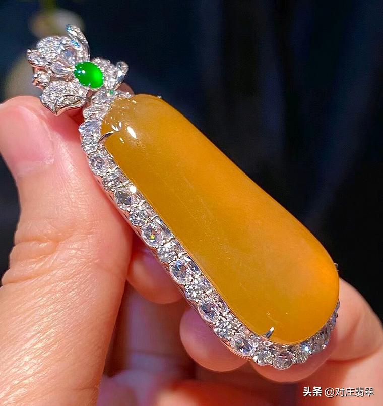 黄色翡翠原石值钱吗,黄色冰种翡翠值不值钱