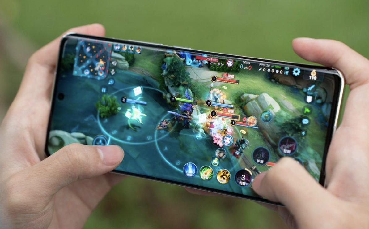 用了三年多的华为是换还是修,用了三年半的华为手机该换吗