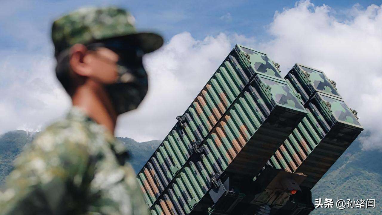 第四批美政客抵台“提款”，台当局欢迎，宣布明年军费增长13.9%