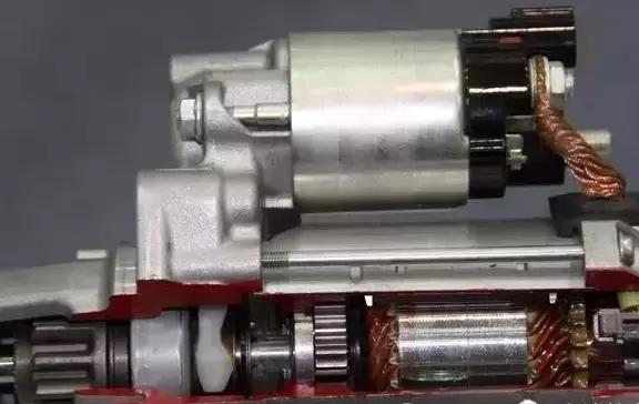 起动机运转不停原因,车辆起动机不持续运转原因