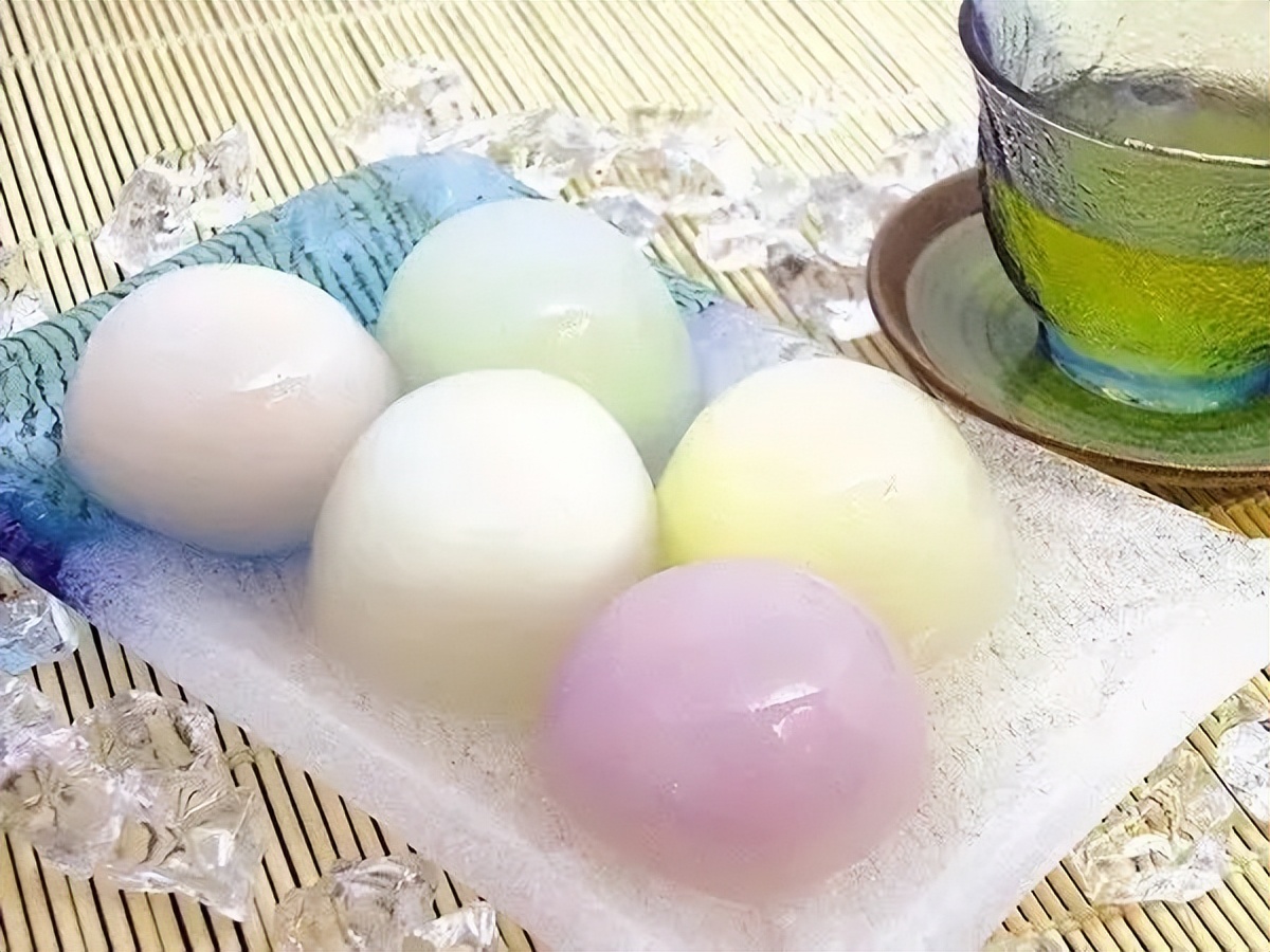 在日本，到底是什么小点心会做得这么精致又馋人呢？