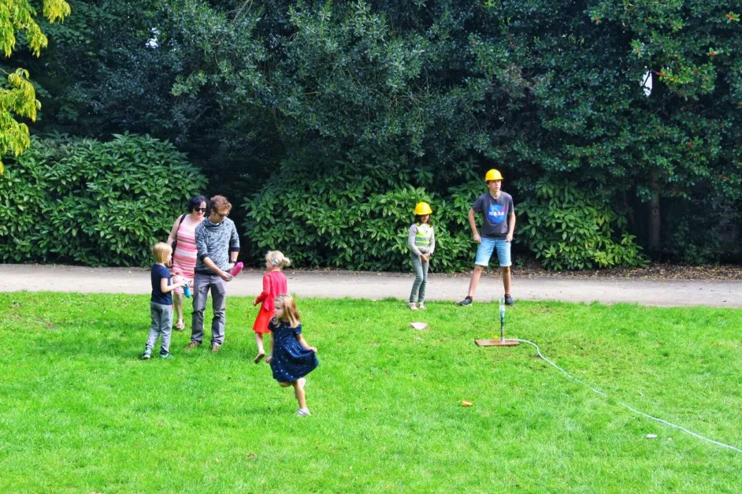 开车去欧洲第25集：同性婚姻、安乐死合法的西欧小国，了解一下？