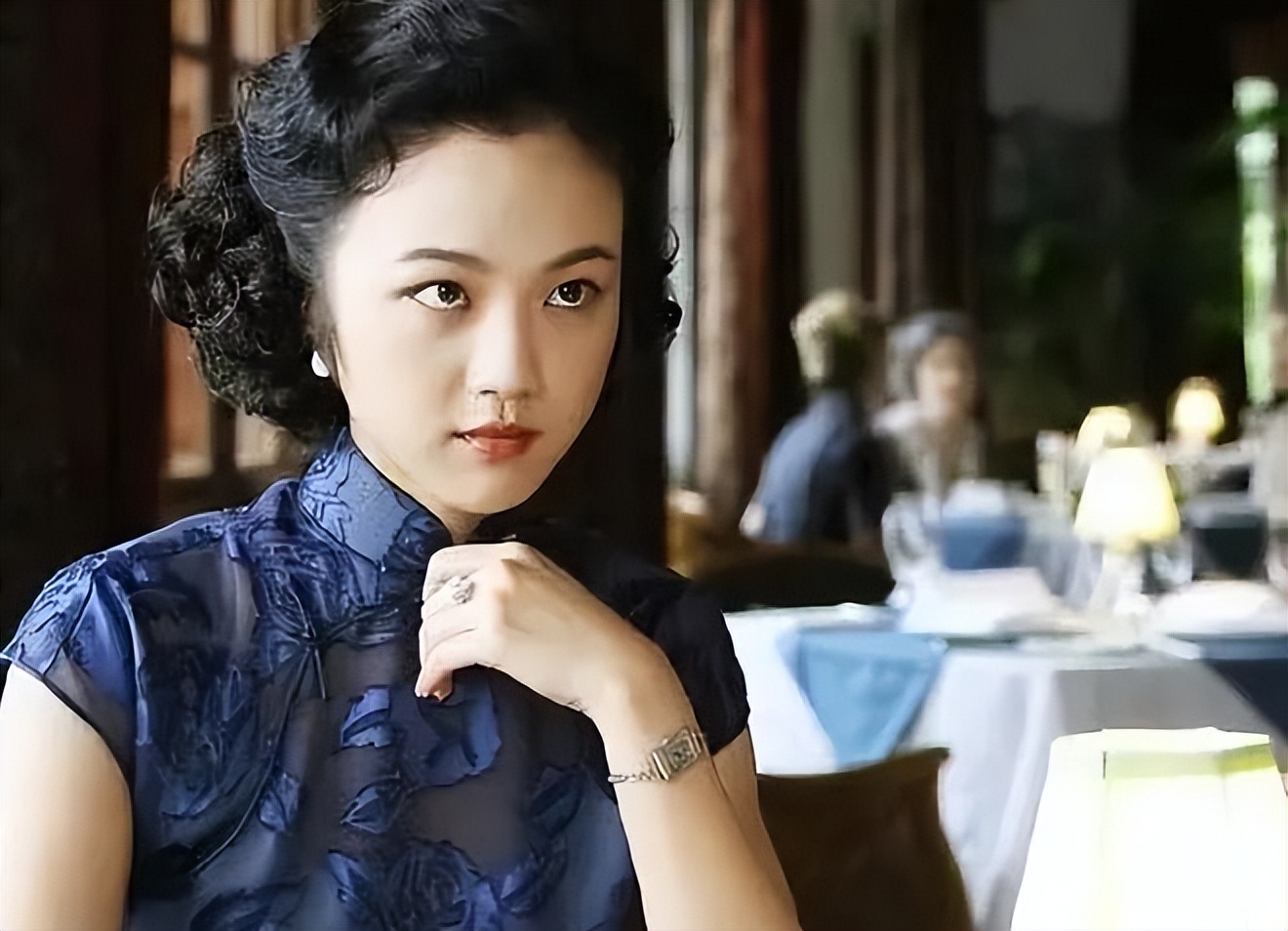 女孩身上毛发旺盛代表什么,这3处毛发越旺盛说明肾脏越健康