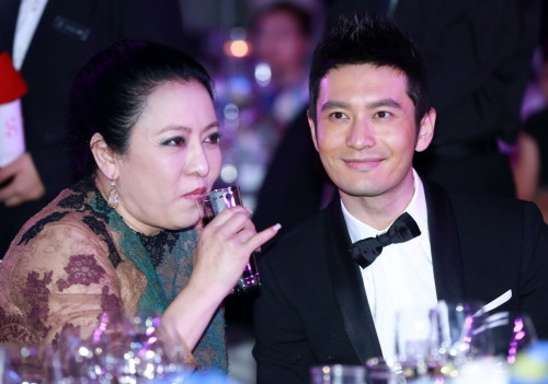 萧敬腾喊向妈咪原视频,萧敬腾为什么喊向太妈咪