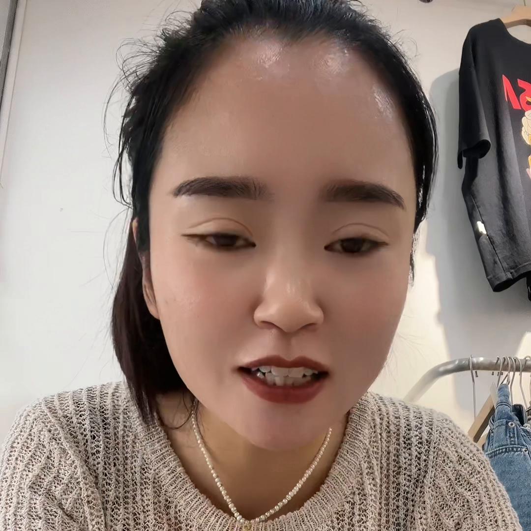 长斑痘印皮肤暗黄的看过来,斑斑点点肤色暗黄