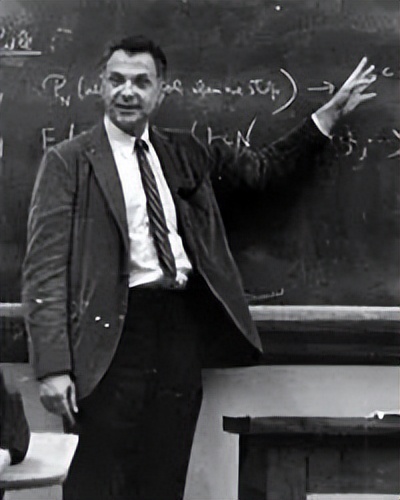 仿知乎：为什么有人会迷恋尺规作图？该如何看待？