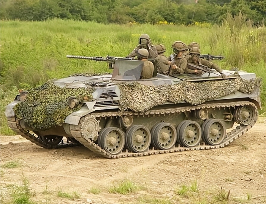 奥地利sk105坦克,sk-105胸甲骑兵轻型坦克