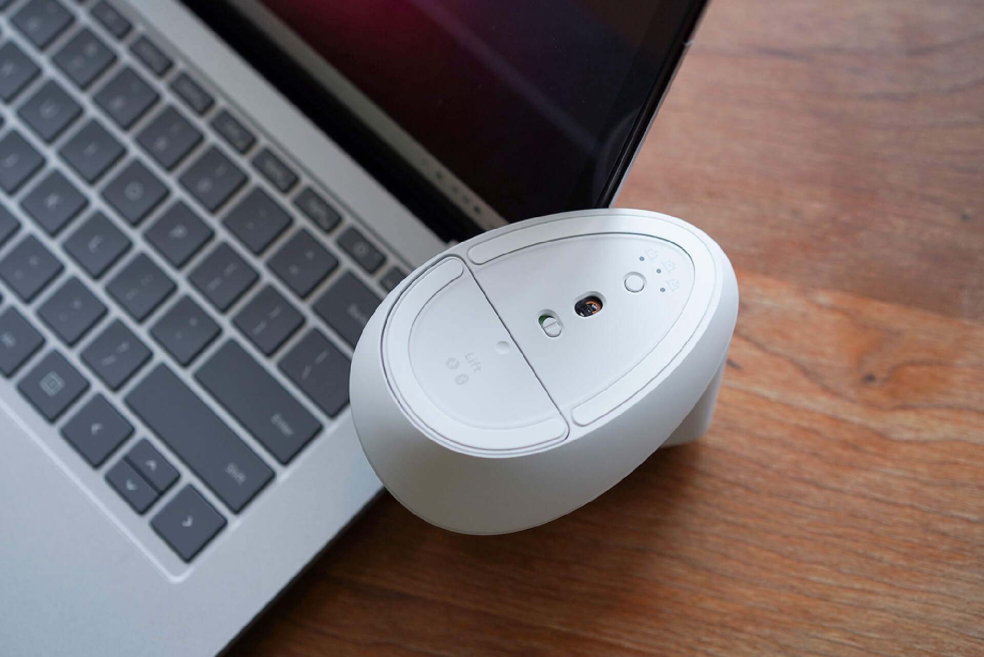 罗技m系列公认最好用鼠标,罗技liftvertical鼠标区别