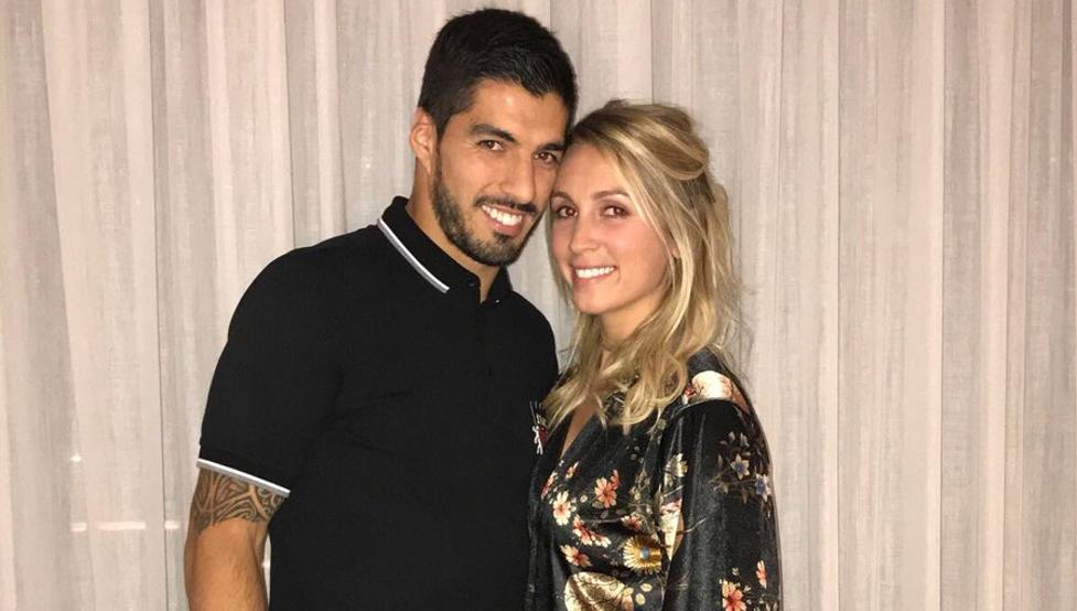 盘点世界杯的球王太太团,世界杯32强当家球星