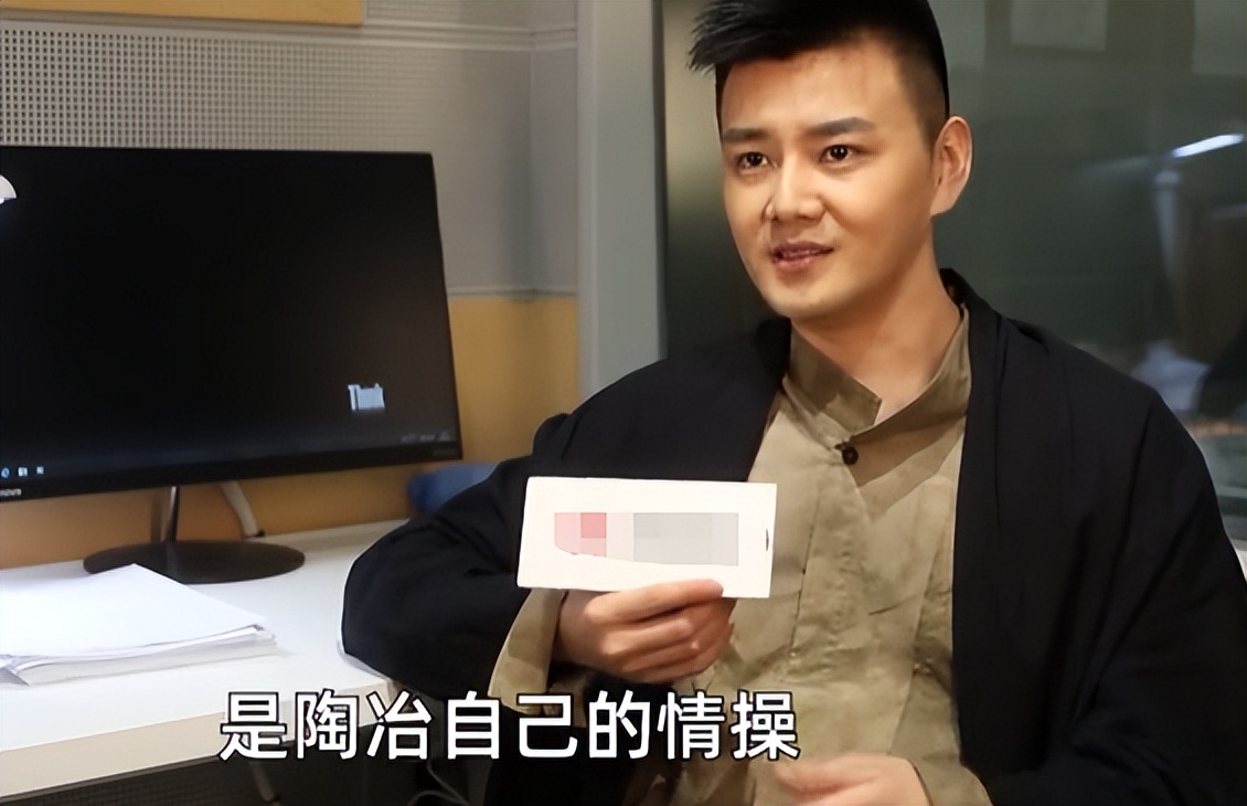 央视主持人严于信是哪里人,歌手严于信简介