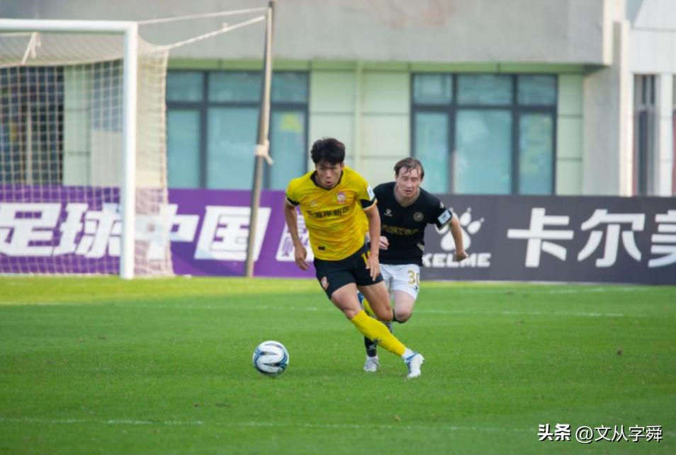 青岛西海岸不敌北京国安,青岛西海岸队连续十场不败