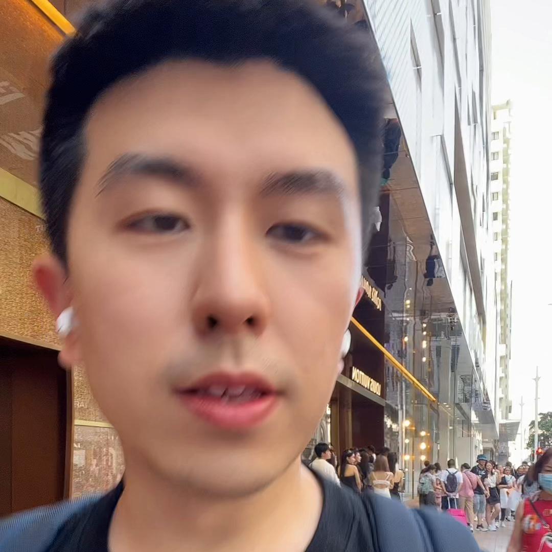 在香港买哪类奢侈品最便宜,香港免税奢侈品价格对比