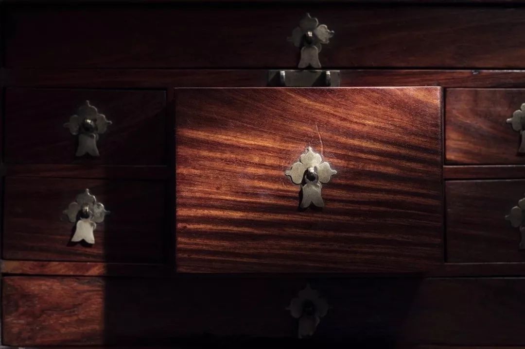 中式家具十大经典雕花元素,明式家具最经典的几款纹饰