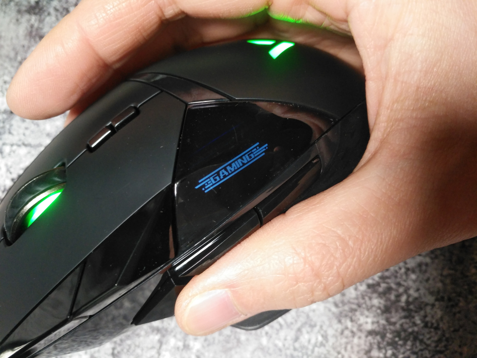 游戏鼠标性价比之选雷柏v30体验,雷柏rapoo雷柏vt900鼠标