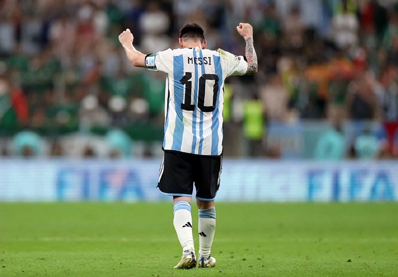 梅西侏儒症身高,球王梅西今年多少岁