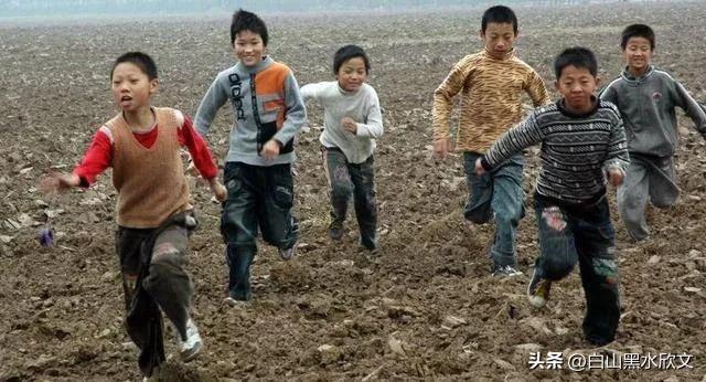 农村孩子的苦日子,90年代的农村孩子有多苦