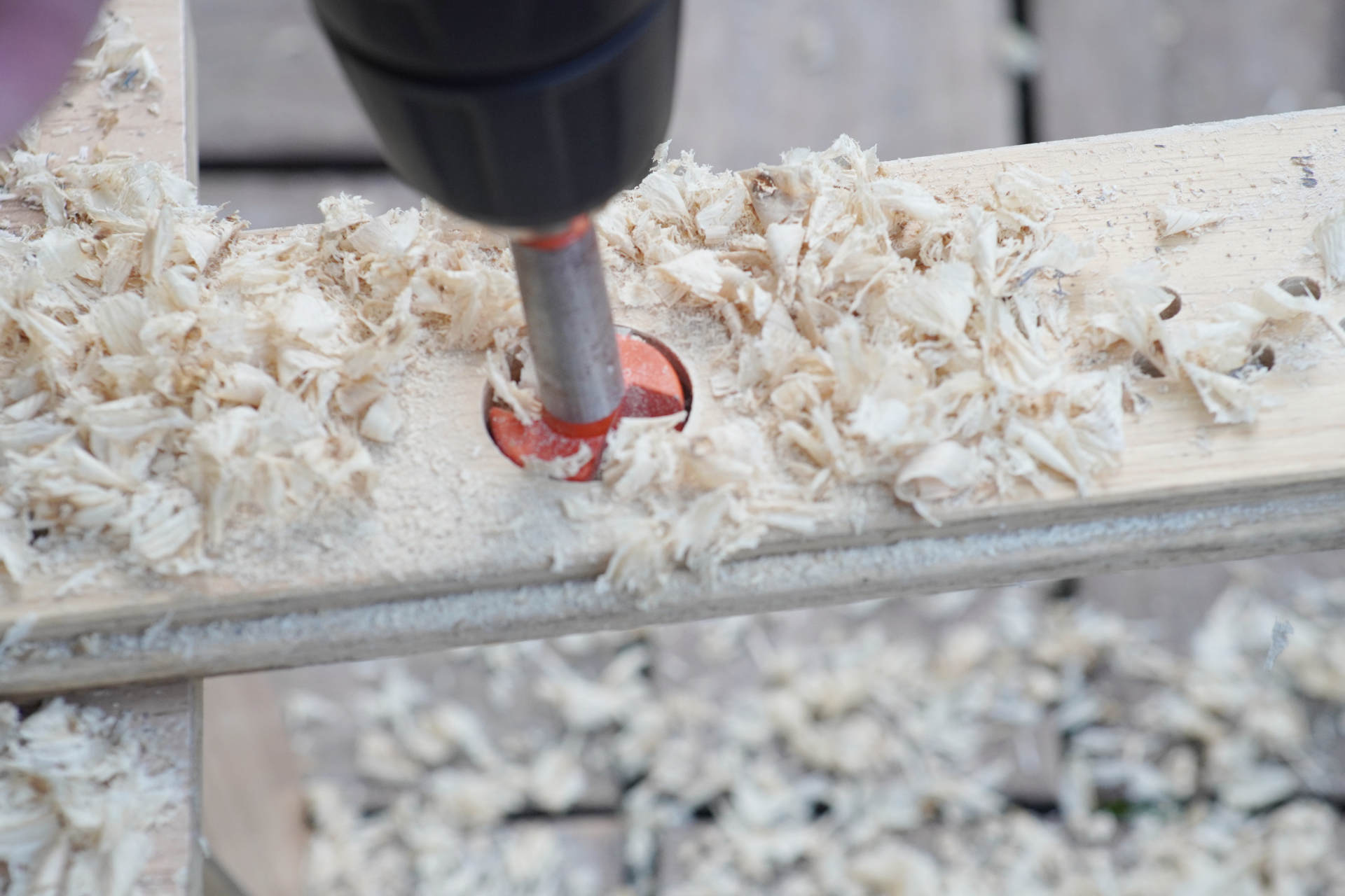 博世冲击钻安装钻头的方法,博世锂电冲击钻如何拆